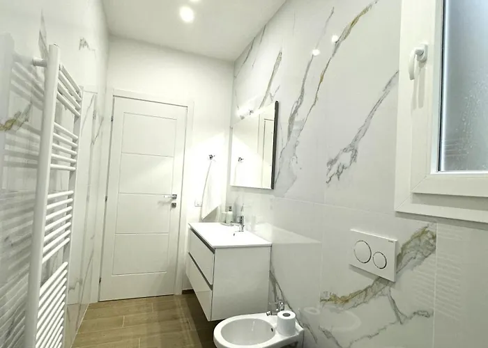 Florence Apt Florence