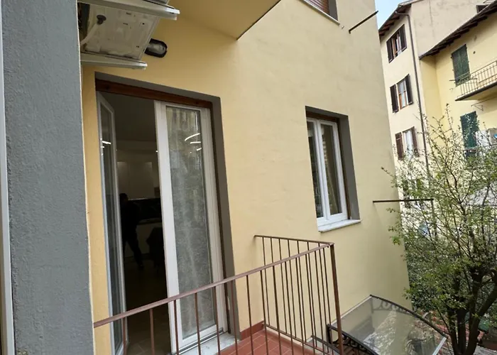 Florence Apt Apartman *