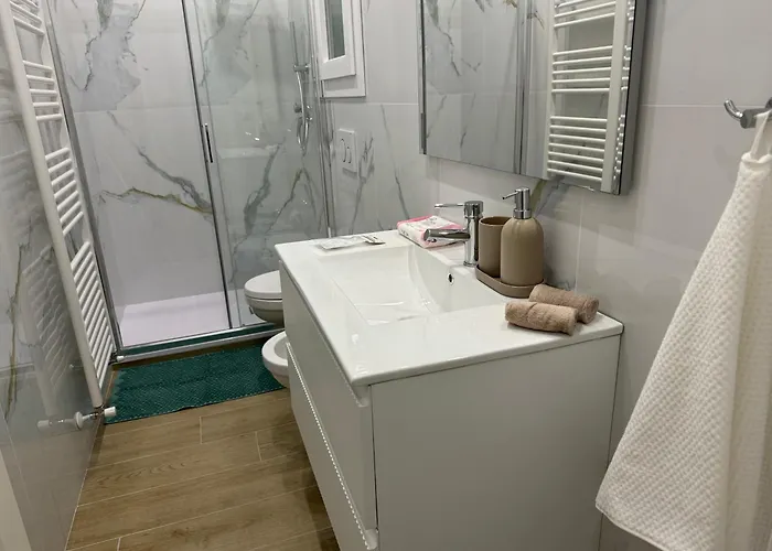 Florence Apt شقة *